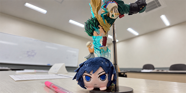 美術部による作品展示(美術部)