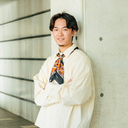 在学生