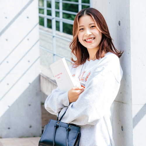 在学生