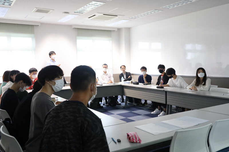 商学部マーケティング学科