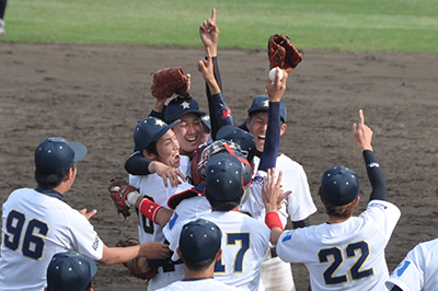 軟式野球部　春季リーグで優勝、全国大会へ！のサムネイル