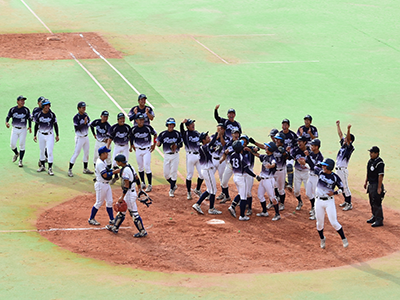 硬式野球部 2部リーグ戦で優勝！入替戦に挑みます