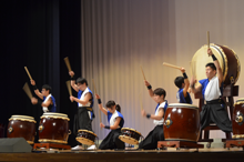 太鼓部による演奏