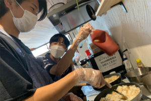 長坂ゼミが、平野商店街のシェアカフェで飲食店経営にチャレンジ！