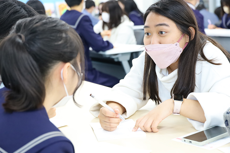 友が丘高校の生徒と留学生