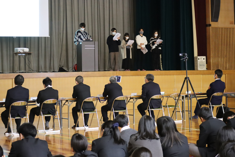 大学生が発表