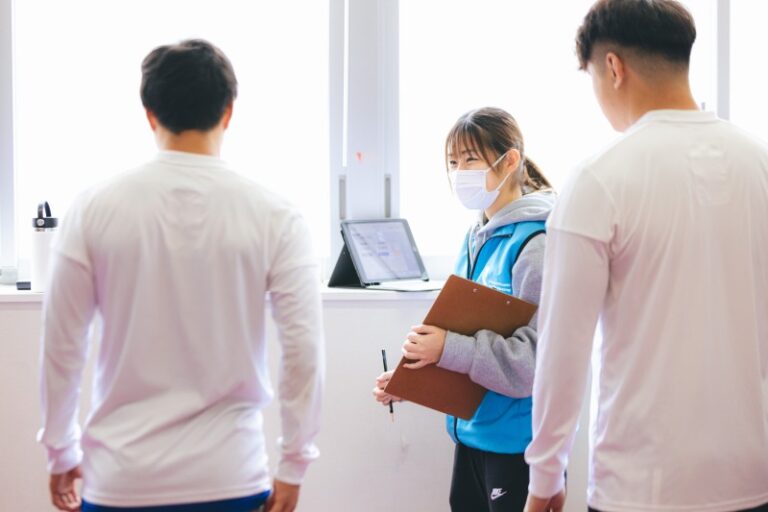 人間健康学科・山本＆関ゼミが、レッドハリケーンズ大阪の選手に体力測定を実施のサムネイル