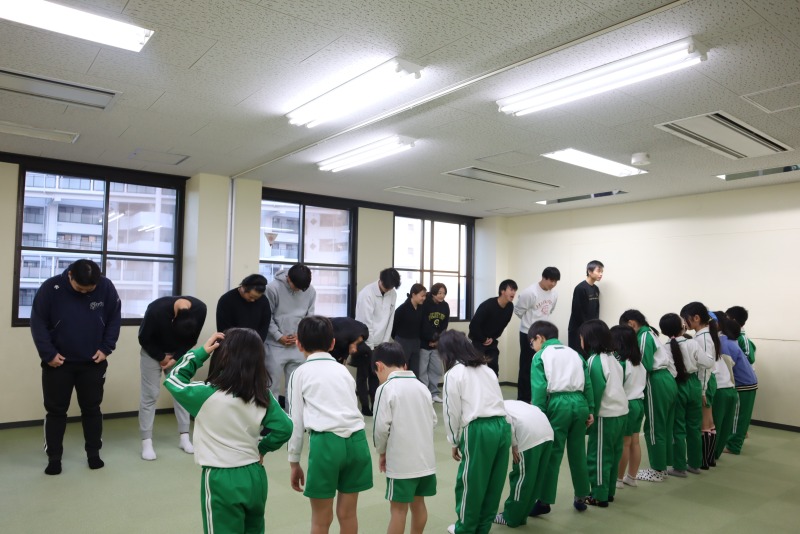 小学生との交流