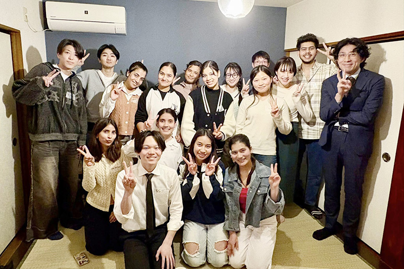 ゼミ生と日本語学校の生徒たち