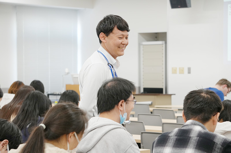 留学生支援部職員