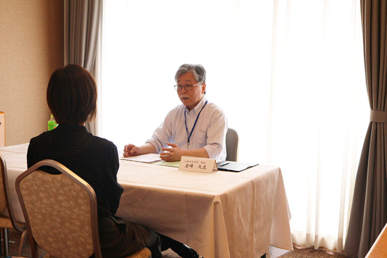 遠方で暮らすご家族とも情報を共有。『中四国地区（岡山）父母等懇談会』を開催のサムネイル