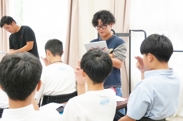 “心のトレーニング”の重要性に目を向けてもらう機会に。内田ゼミが播磨中学校で講義のサムネイル