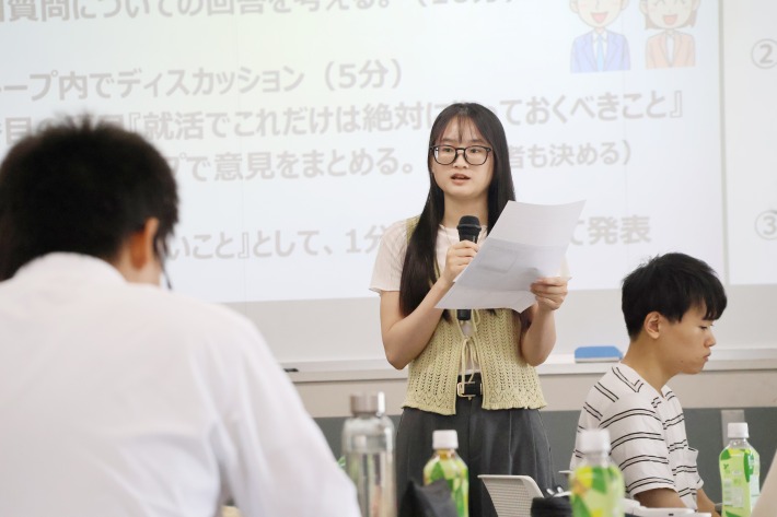 グループごとに発表