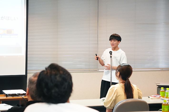 呉 俊豪さん