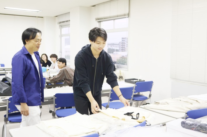 ドレスフィッテイング2