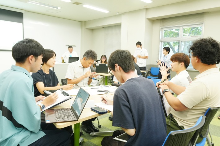 学内外の教職員との対話