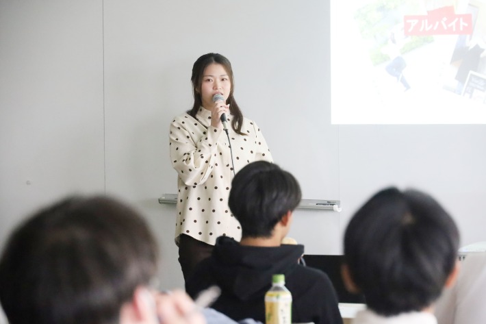 卒業生・4年生とのワークショップ2