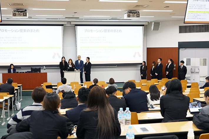 最終プレゼンテーション会1