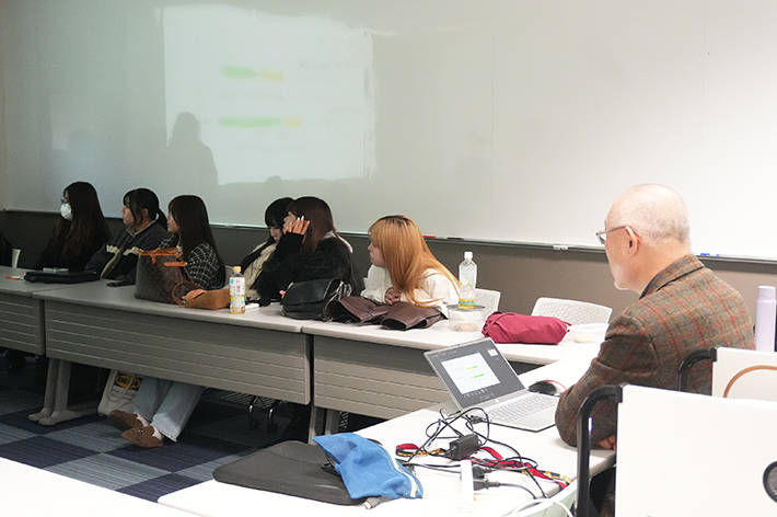 長坂ゼミ2年生が“本気のカフェ経営”に挑戦5