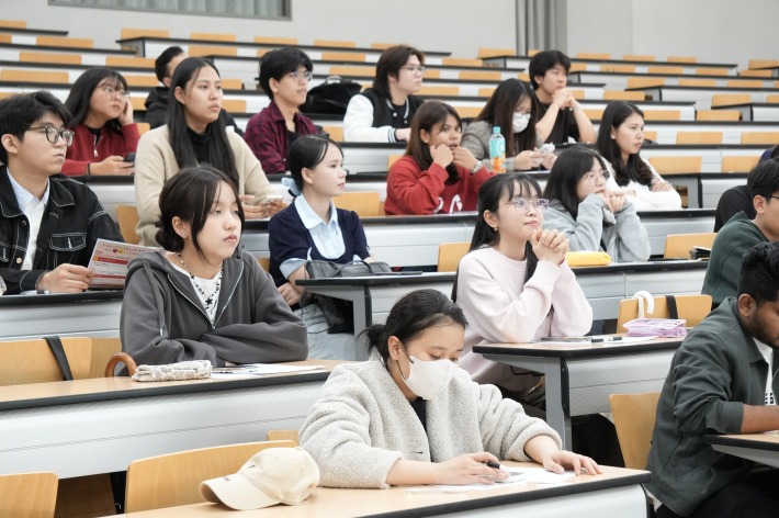 日本での就職を見据え、2026年度『アジアビジネス人材育成プログラム』が始動のサムネイル