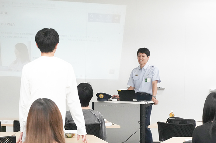 業務内容や働き方を学ぶ『公務員特別演習Ⅱ・Ⅳ(公安職)』3