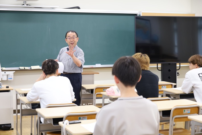 “人を育てる力”を学ぶ。「教職課程オリエンテーション」を実施のサムネイル