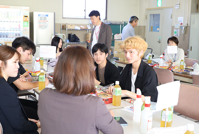 学生が考える未来のお菓子売場2
