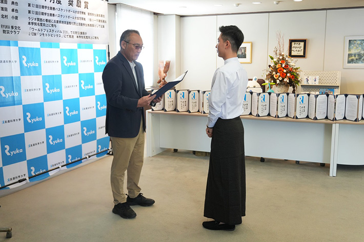 【7月度奨励賞】授与式を実施。それぞれの挑戦が、成果に。