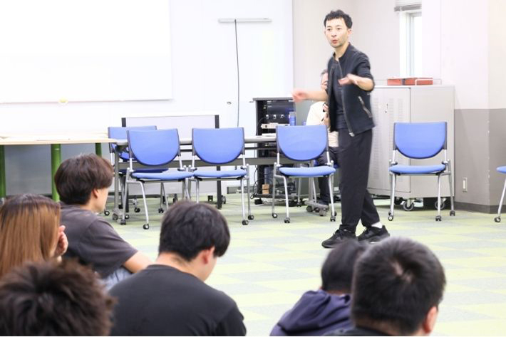 「公務員特別演習Ⅰ」で演劇ワークショップ3